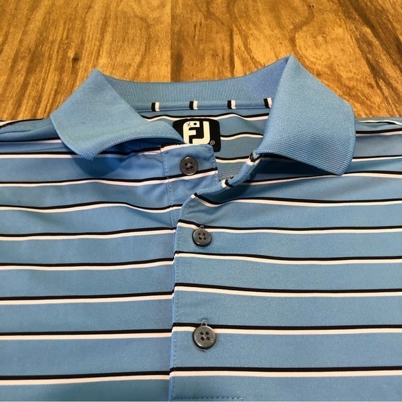 FootJoy Short Sleeve Golf Shirt Polo Mens Size Medium Blue Stripes VG Condition - Picture 4 of 8